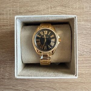 New Michael Kors Gold Bracelet Watch mk4852